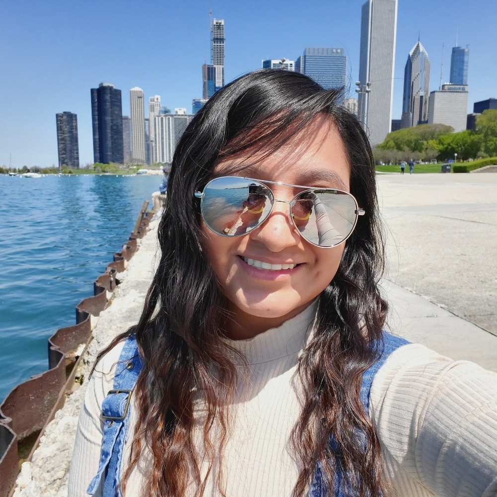 Meet your Posher, Ivette